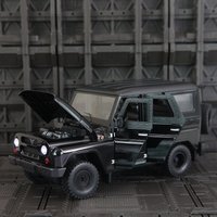 1/18 UAZ Hunter SUV Alloy Car Model Diecast Metal Off-road Vehicles Car Model Sound and Light High Simulation Childrens Toy Gift
