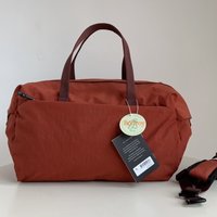 30L travel duffle bag for couples It can be used as crossbody bag or handbag, perfect for casual wear, sports, fitness and trips