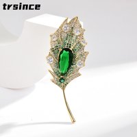 Luxury Party Jewelry Fashion Retro Crystal Maple Leaf Brooch High-End Elegant Designer Plant Series Badge Good Gift for Women