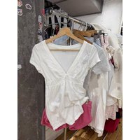 American Style Women's Slim Fit T-Shirt V-Neck Short Sleeve Folded Waist Brandy BM White Top for Layering And Outwear