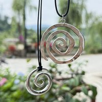 Vintage Exaggerated Metal Snail Pendant Necklace for Men's Stainless Steel Leather Rope Hip Hop Jewelry