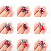 Fashion New Clover Flower Rose Oval Charms 10x14mm Red Glaze Tibetan Silver Plated Pendants Retro