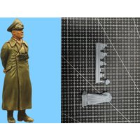 High Quality Casting Resin Model Assembly Kit 1/35 Commander 1 Person, Unpainted, Needs To Be Assembled