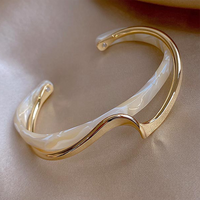 White Acrylic Bracelets Board Bend Metal Bangles Womens Hand Bracelets Geometric C- shaped Opening Bracelets Jewelry Gifts K