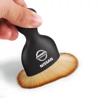 For Nissan Qashqai Juke Sentra Altima Versa Maxima Almera Rogue 1Pcs Protable Car Dust Removal Cleaning Brush Clip Accessories