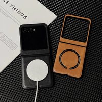 Retro Leather Magnetic Case for Motorola Razr 60 50 Ultra 2025 Razr + 2024 Magsafe Wireless Charging Protection Cover Funda