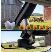 6Pcs Cute Mini Chicken Family Car Dashboard Decor Resin Figurine Car Interior Ornament Home Micro Landscape Decoration