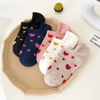 5 Pairs of Mixed-Color Heart Socks for Women, Spring and Summer Short Socks, No-Show Socks, Cartoon Women's Socks, Low-Cut Socks, Large Heel Socks, Ankle Socks