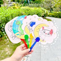 10-30 Pcs Cartoon DIY Painted Graffiti Fan Kids Birthday Party Anniversary Wedding Guest Gift Back To School Kindergarten Gift