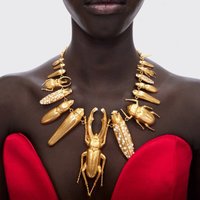 New European exaggerated insect series necklace Frenchfashion personality driven runway piece elegant sophisticated collar chain