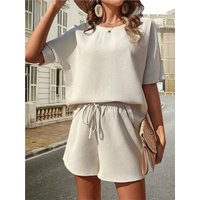 2024 New Two Piece Set For Women Short Sleeve Foreign Style Bat T Shirt Fashion Solid Color Shorts 2 Piece Sets Women Outfits