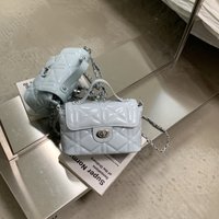 Elegant Embroidered Women's Handbag Crossbody Chain Bag Luxury Diamond Pattern Single Shoulder Small Square Bag Fashionable