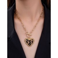 Elegant, Fashionable, Light Luxury, High-End Leopard Print Heart Pendant Necklace