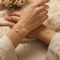 1 2Pcs Adjustable Couple Bracelet Set Alloy Heart Cutout Design Ideal for Lovers Matching Gift Present