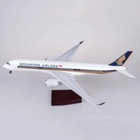 47cm Singapore Airlines A350 Aircraft Model 1:142 Scale Resin Diecast Airplane With LED Lights And Display Stand Assemble Gifts