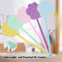 5pcs bear Plastic Thickened Fly Swatter Cute Manual Fly-Killing Swatter Long Handle Flies-Racketfor Kitchens Patios Camping