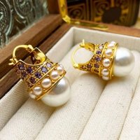 Elegant Vintage Synthetic Pearl Dangle Earrings For Women Golden Plated Court Style Pendant Earrings Fashion Jewelry