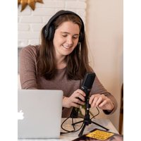 ZOOM ZUM-2 Podcast Mic Pack, Podcast USB Microphone, Headphones, Tripod, Windscreen, USB Cable, For Recording, Music, Voice-Over