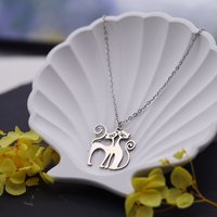 Kinitial Crouching Intimate Cat Pendant Stainless Steel Necklace Couple Cute Fun Animal Valentine's Day Jewelry Gift Wholesale