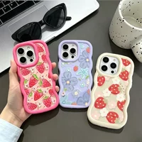 Strawberry Flower Case For Motorola Moto Edge 50 60 Fusion Pro 40 Neo G100 G86 G84 G32 G22 G14 G75 G55 G56 G35 G05 E14 E22 E13