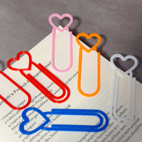 2/5 Pcs heart-shaped bookmark paperclip design, lightweight and durable heart-shaped decoration, cute bookmark