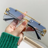 Hiking High Quality Double Bridge Anti Light Glasses Women Square Large Frame Metal Eyewear Fashion Gradient Color Shades UV400