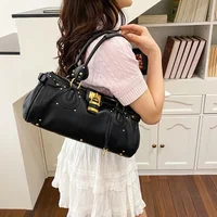 Famous design zipper women's shoulder bag, handheld fashionable casual women's bag, luxury chain strap handbag