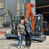 LANDWARD High Quality 2 Ton Excavator New Small Hydraulic Digger Euro 5 Kubota Engine 2500KG Home Farm CE Mini Digger Customized