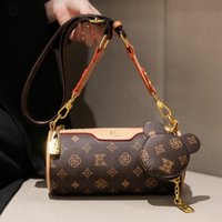 2026 Fashion Women's Wide Shoulder Strap Bag Designer Retro Personality Shoulder Cylinder Crossbody Sling Bag Handbags For Women