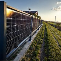 High Efficiency Solar Power Plant Fence PV Mounting System for Vertical Bifacial Panel Solar Fences