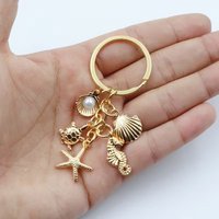 1 Piece Ocean-Themed Keychain with Seahorse, Sea Turtle, Starfish, and Shell Charms, Ocean Animal Pendant Friendship Ornament Gift Men's and Women's Bag Pendants