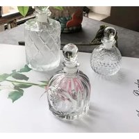 French Rhombus Relief Perfume Bottle Simple Crystal Glass Bottles Aromatherapy Essence Storage Vintage Bottle Dresser Ornament