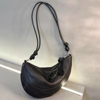 Small niche soft PU leather crescent bag, underarm bag, women's bag, high-end leisure multifunctional shoulder crossbody bag