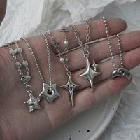 Y2K Mangxing Moon Pendant Necklace Set, Personalized Inlaid Water Diamond Star Love Snake Bone Chain Necklace, Suitable for Wome
