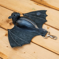 Creative Bat Wallet Keychain Zipper Coin Purse Halloween Bat Pendant Bag Hanging Ornaments Leather Bat Keychain