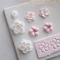 1PC Flower Shape Polymer Clay Molds DIY Handmade Flower Petal Mold Earrings Jewelry Decoration Artistic Pottery Tool
