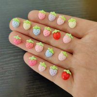 30Pcs New Cute Resin Mini Small Strawberry Flower Flat Back Ornament Jewelry Making Manicure Hair wear Accessories 7mm*9mm