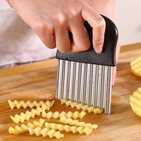 Stainless Steel Wavy Crinkle Cutting Tool Multifunctional Crinkle Knife for Fruit Vegetable Salad Potato Carrot