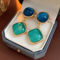 Mediaeval Style Resin Dangle Earrings Retro Geometric Circular Earrings Fashionable Temperament Woman Party Accessories K