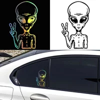 9.2X15.4CM Exquisite Car Stickers Vinyl Decal Cartoon Alien Peace Sign Interesting Car Decorative