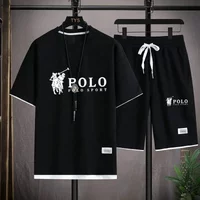 A two-piece set of men's short-sleeved T-shirt and sports shorts for summer fashion, breathability, fitness and casual jogging