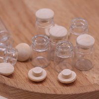 4Pcs 1:12 Dollhouse Miniature Glass Jars Model Candy Jars Storage Jars with Wood Lid Ornament Food Toy Accessory