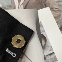 5pcs Fashionable Metal Shank Buttons 18/25mm Flower-shaped Shank Button Overcoat Accessories