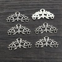20pcs 14x29mm Triangle Vintage Tibetan Silver Plated Flower Connector Charm Pendant DIY Necklace Jewelry Findings Accessories