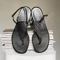 2026 New Black Thong Sandals Ankle Strap Flat Slingback Shoes Minimalist Casual Outdoor Beach Flip Flops for Women