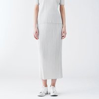 Miyake Pleated Hip Hugging Slim Half Skirt Summer 2025 Elastic Waist Pleated Straight Tube Half Skirt Versatile for Commuting
