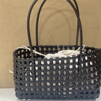 Plastic Hollow Weave Bag Countryside Style Bohemian Style Vegetable Basket Bag Vacation Style Large Capacity Beach Tote Bag