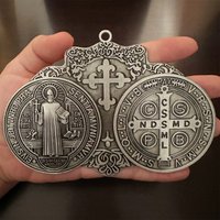 EXTRA LARGE 5.7X4 INCH ST BENEDICT CROSS MEDAL VINTAGE BRASS TONE FINISH FOR WALL OR DESK DISPLAY/MEDALLA DE SAN BENITO