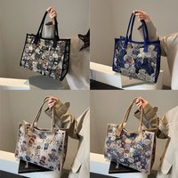 Convenient Portable Handbag Cartoon Bear Embroidered Casual Shoulder Bag Large Capacity Tote Bag