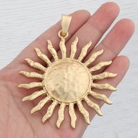 1 x Matte Gold Color Boho Sunflower Chic Elegant Charm Pendant for Necklace Jewelry Making Supplies DIY Jewelry Accessories